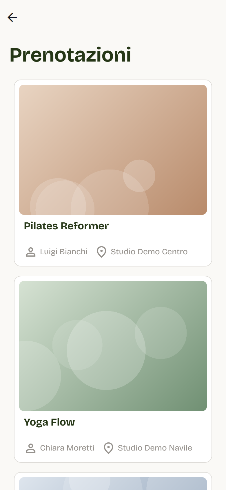 The Prenotazioni page with service cards, each showing instructor and location.