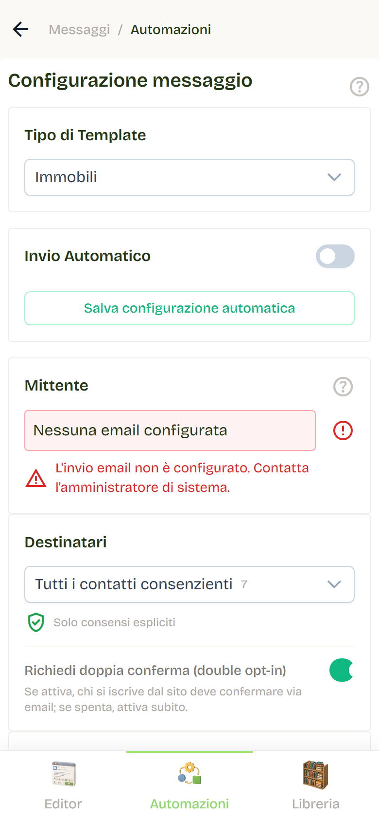 La tab Automazioni con tipo di template Immobili, invio automatico spento e il mittente non ancora configurato.